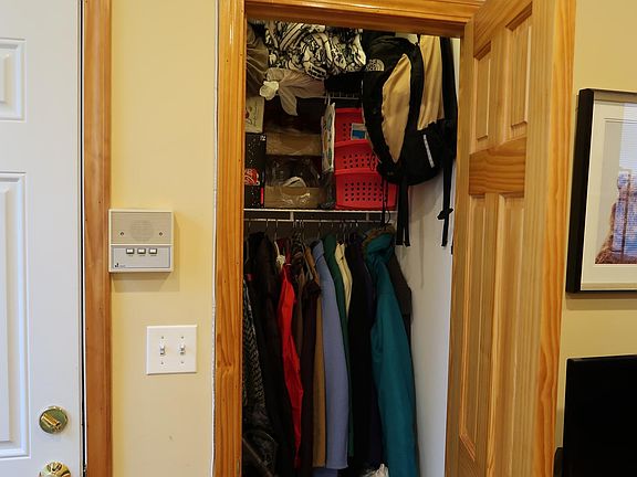 5th image of 1443 N Bosworth Ave #One_front