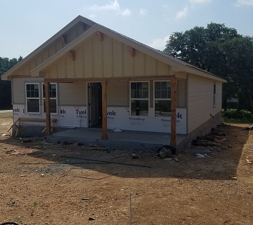 2nd image of 2306 Robinhood