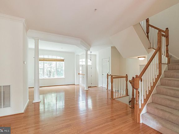 5th image of 19911 Locbury Dr