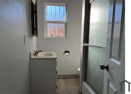 5th image of 1123 W 90th St #2