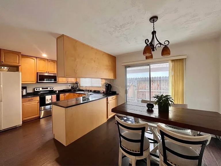 3548 Larchmont Square Ln — Photo 4