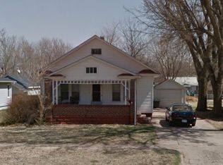 126 N Kansas St, Haven, KS 67543