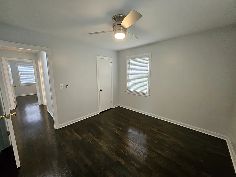 214 Ridgeway Dr — Photo 14