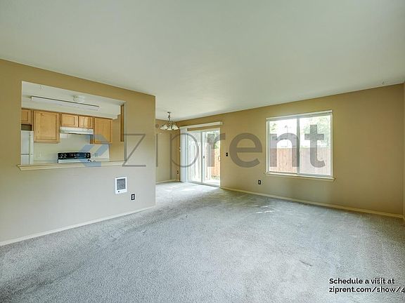 5th image of 936 24th St NE #101