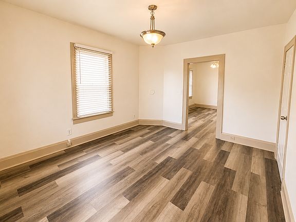 2nd image of 1009 Jackson Ave #1