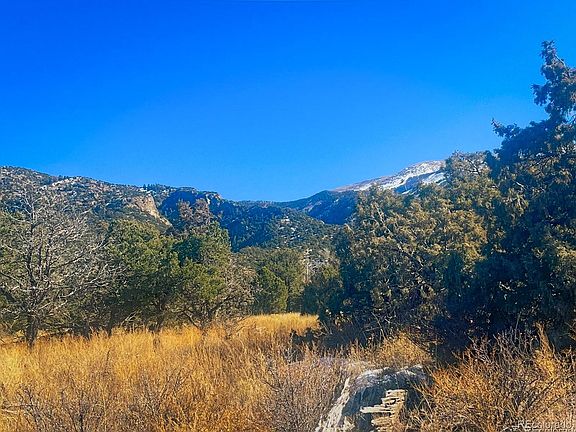 2nd image of 121 Cedar Ridge Road