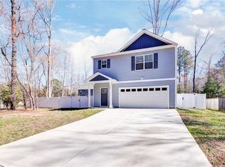 705 Goosley Rd, Yorktown, VA 23690