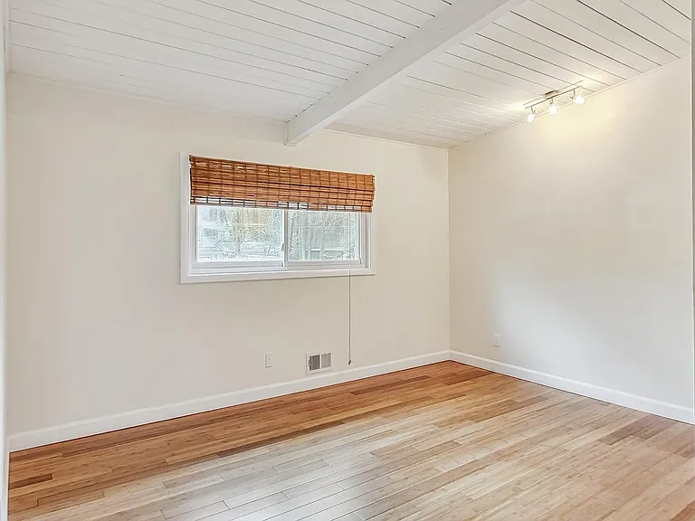 3121 Lynnray Dr — Photo 22