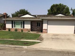 1126 W Alluvial Ave, Fresno, CA 93711