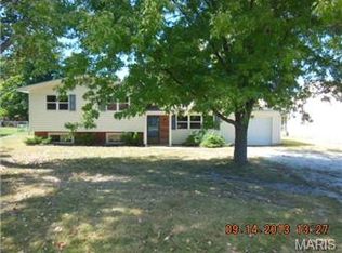 39 N Lang Dr, O Fallon, MO 63366