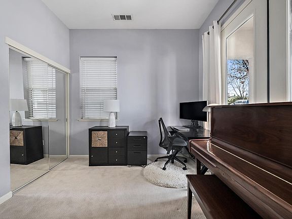 2nd image of 270 Azevedo Cir