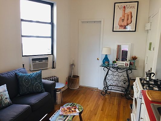 4th image of 70 E 3rd St APT 19