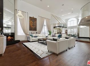 10531 Ashton Ave #301, Los Angeles, CA 90024