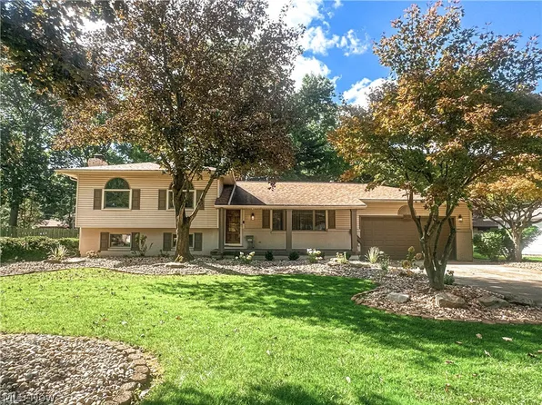 422 Bonnie Brae Ave, Niles, OH 44446