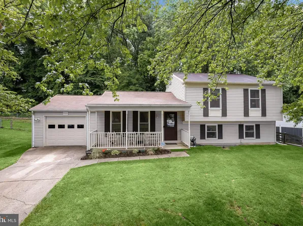 15001 Nighthawk Ln, Bowie, MD 20716