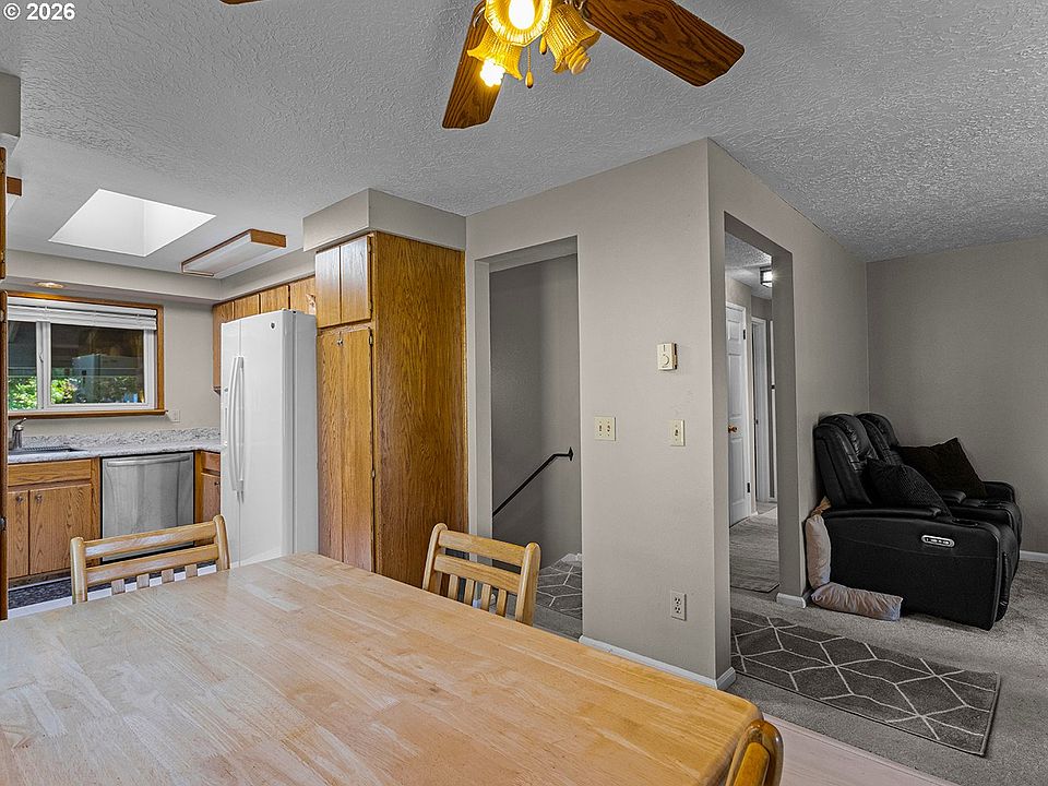 3311 SE 1st St, Gresham, OR 97080 | MLS #374430281 | Zillow