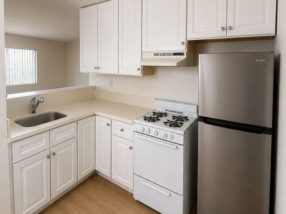 1st image of 11438 Killion St #2