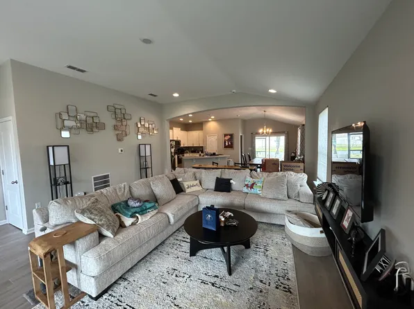 66028 Edgewater Dr, Yulee, FL 32097