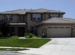 2412 Simon Cir, Corona, CA 92879
