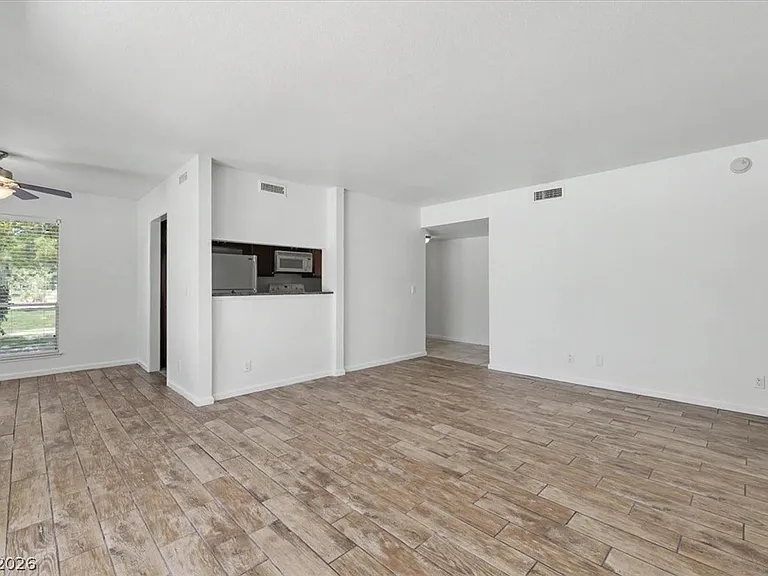 618 Oakmont Ave #2303 — Photo 12