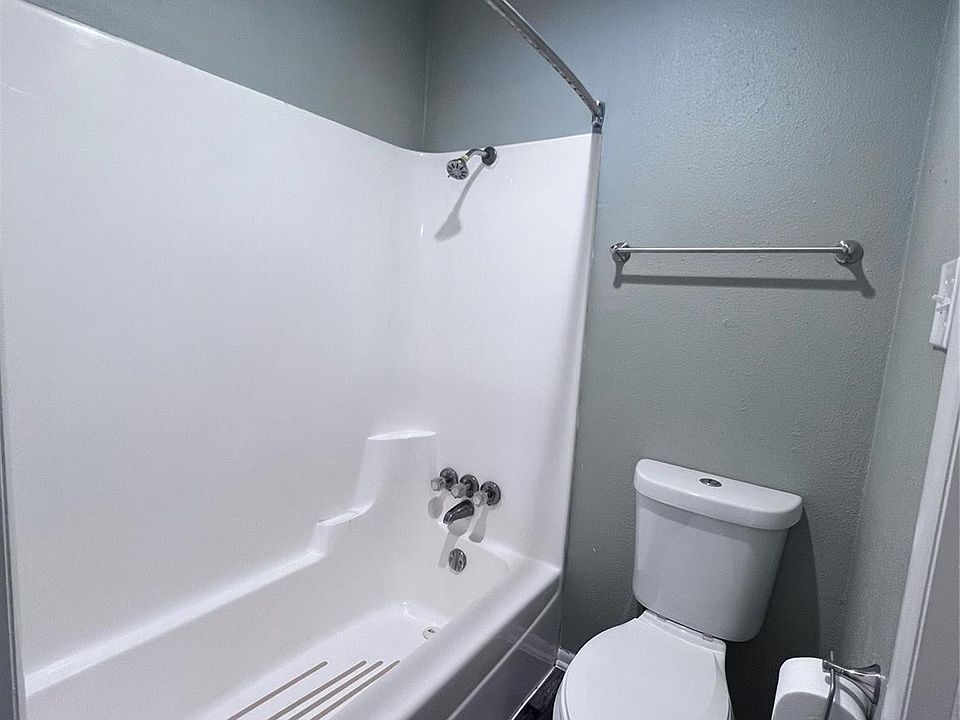 1st image of 218 E Bridge St APT 8