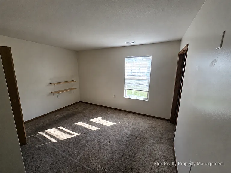 1155 Rockcress Dr — Photo 9