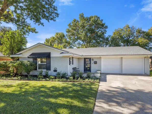 3716 Stadium Dr, Fort Worth, TX 76109