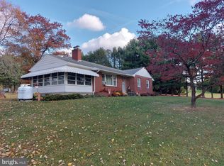 11 Mountain Dr, Jonestown, PA 17038