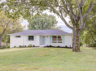 310 Shepherd Hills Dr, Madison, TN 37115