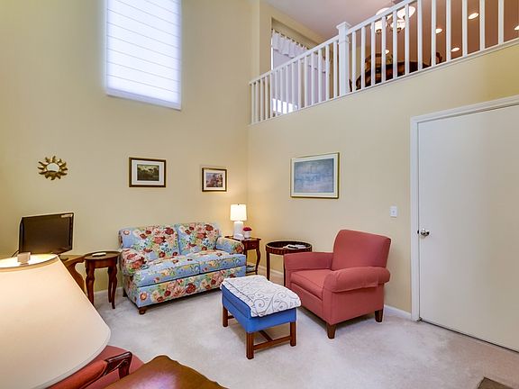 5th image of 8244 Lemon Ave