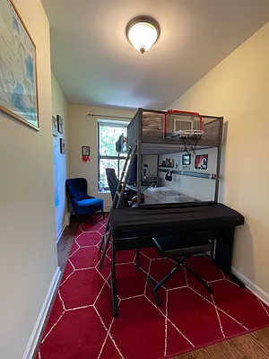 Rented by Compass | media 22
