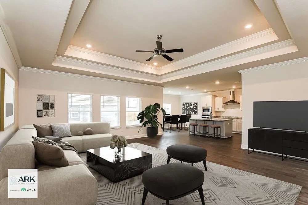 4 bed, 2.5 bath, 2306 sqft, $2,515 — Photo 2