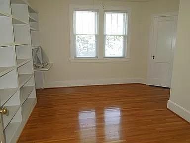 4th image of 717 Donaghe St