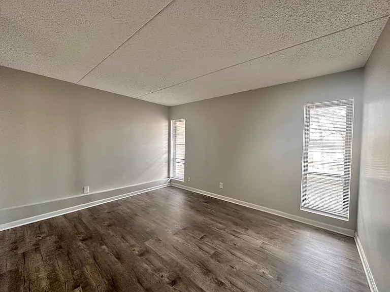 The Hammond Apartments — Photo 115