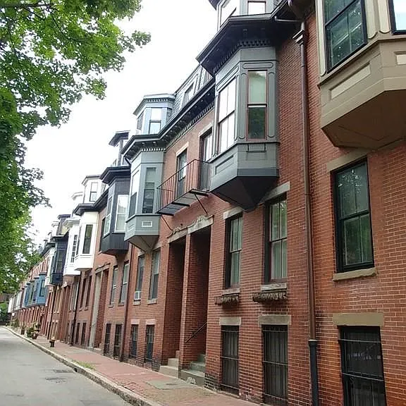 23 Dartmouth Pl #4R — Photo 10