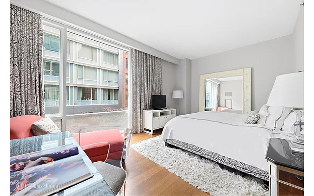 Sold by Douglas Elliman | media 6