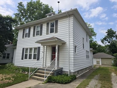 743 N Saginaw St, Owosso, MI, 48867