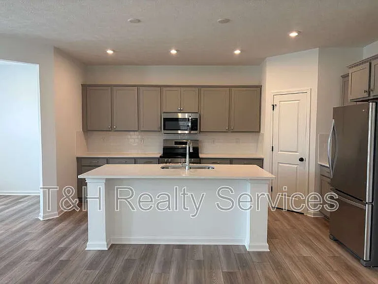 5790 Arcade Blvd — Photo 8