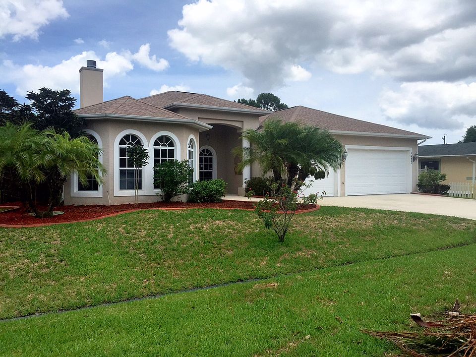 1st image of 1657 SE Fallon Dr