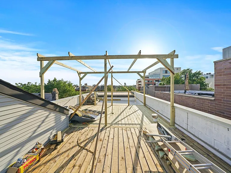 1541 N Bosworth Ave #3 — Photo 23