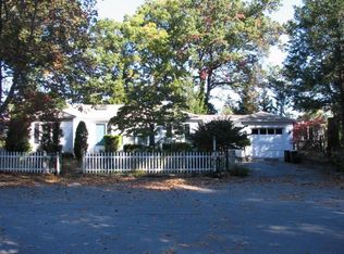 18 David St, Smithfield, RI 02828