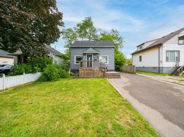 726 Brighton Ave, Hamilton, ON L8H 6H6
