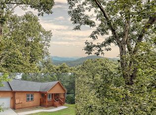 44 Bryer Ridge Dr, Murphy, NC 28906