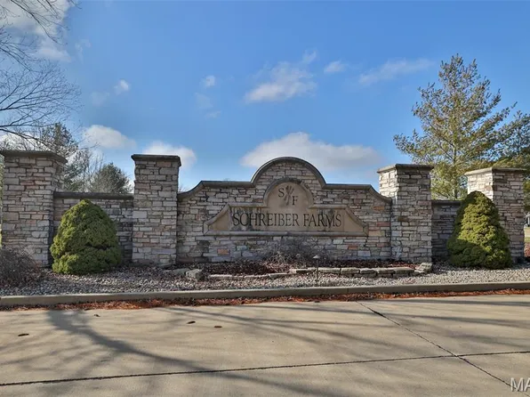 107 Gabrielle Cir, Bethalto, IL 62010