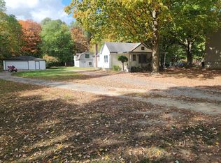 20003 Mayfield St, Livonia, MI 48152