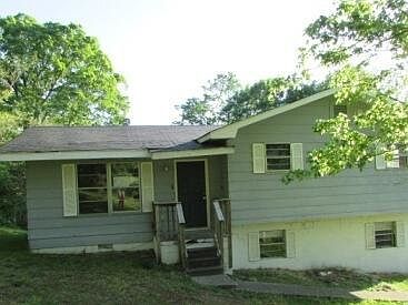 1st image of 8 Taylor St