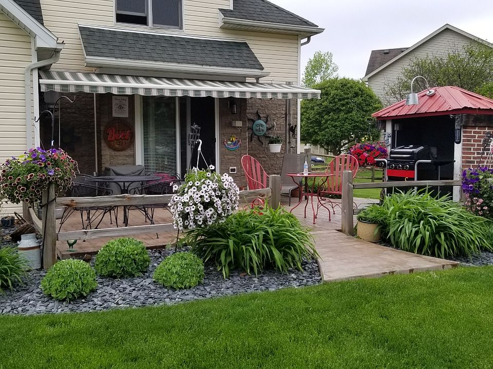 Entertaining Patio