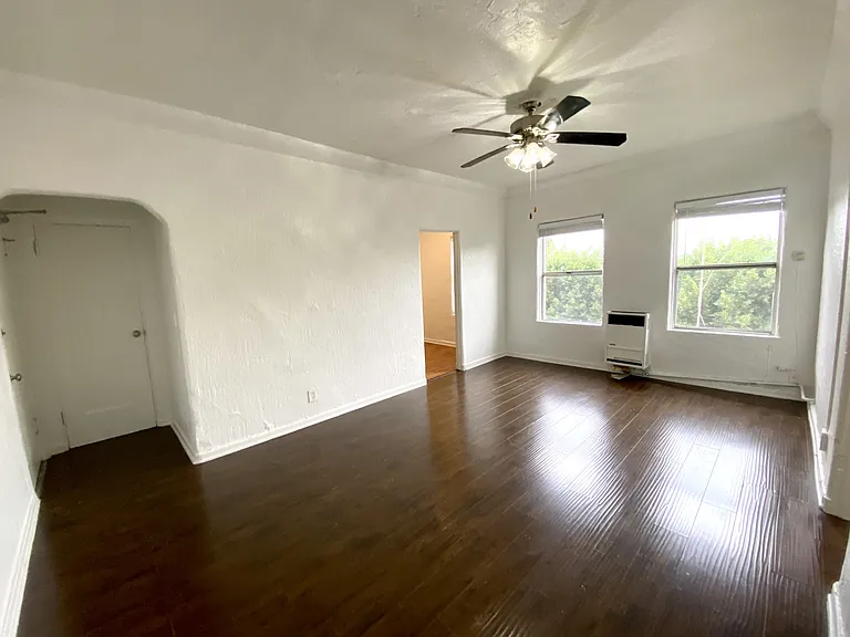 Fernwood Lofts — Photo 8