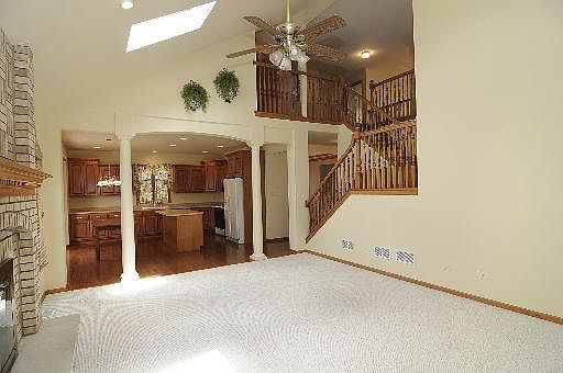 5th image of 17420 S Longwood Dr