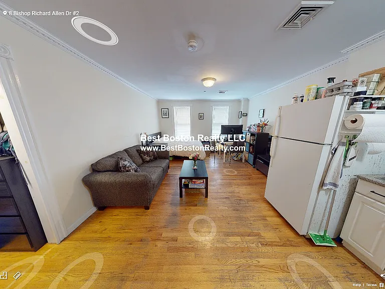 8 Bishop Allen Dr #2 — Photo 4